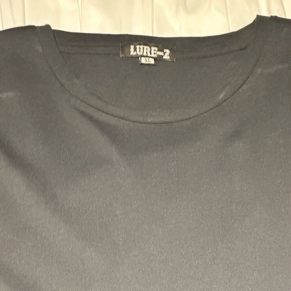 Men’s XL black and mid-evil screened patterned tailed shirt by Lure-2 - Picture 7 of 8